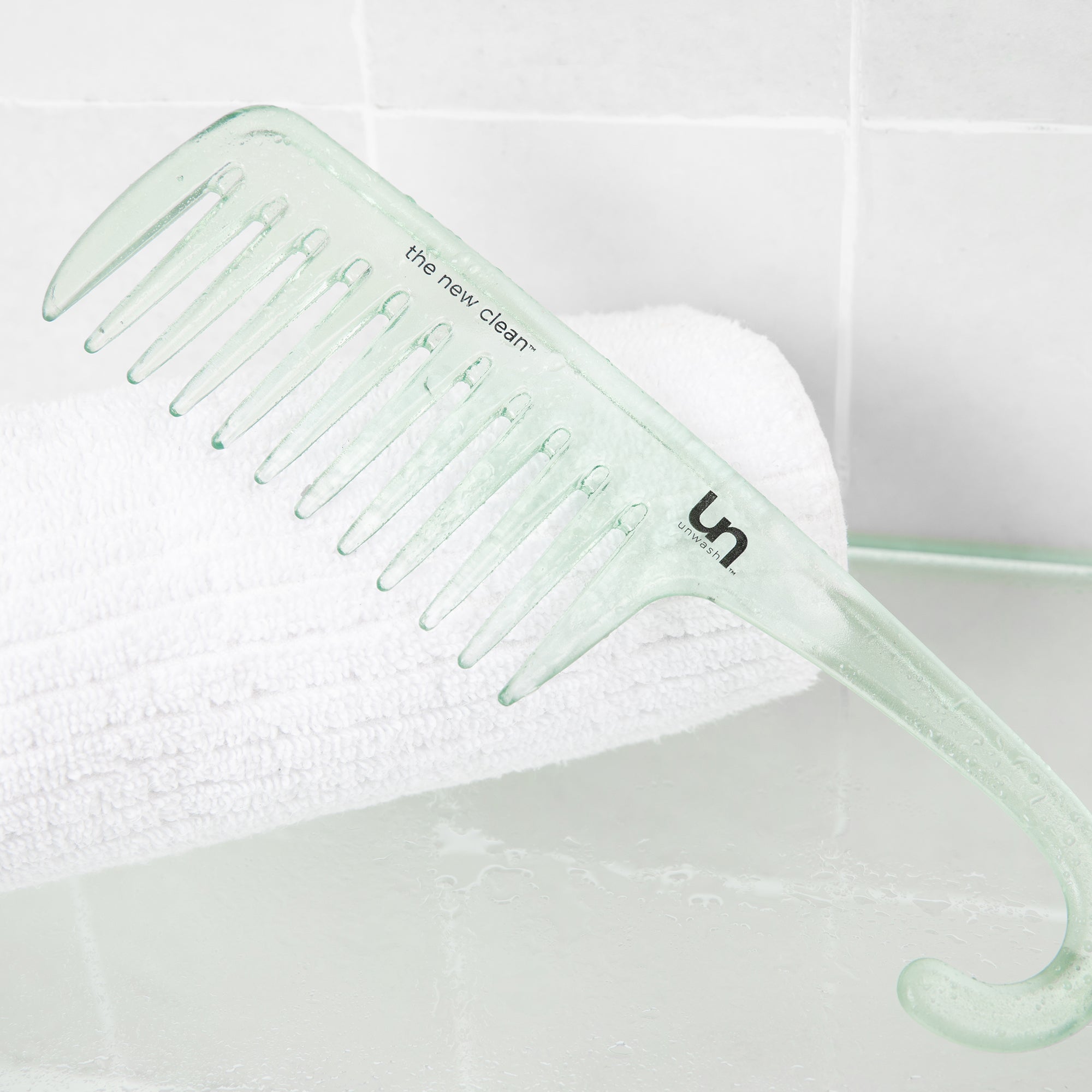 WIDE TOOTH SHOWER COMB